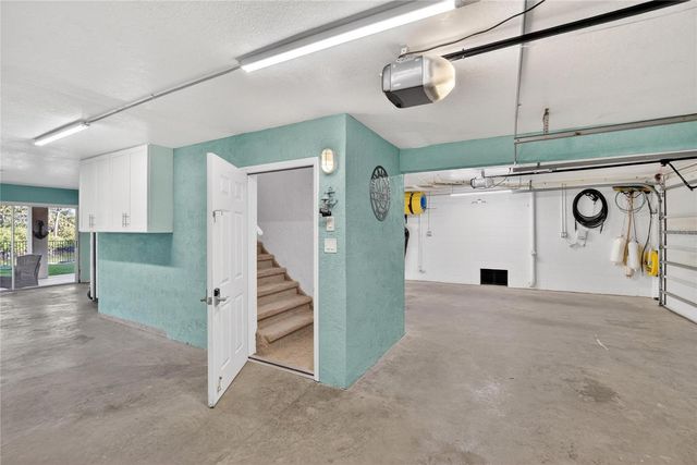 9402 OAK STREET, Riverview, FL 33578