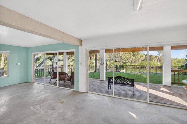 9402 OAK STREET, Riverview, FL 33578