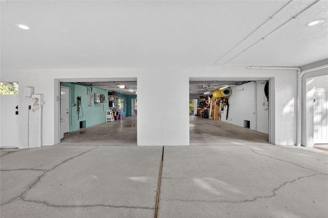 9402 OAK STREET, Riverview, FL 33578