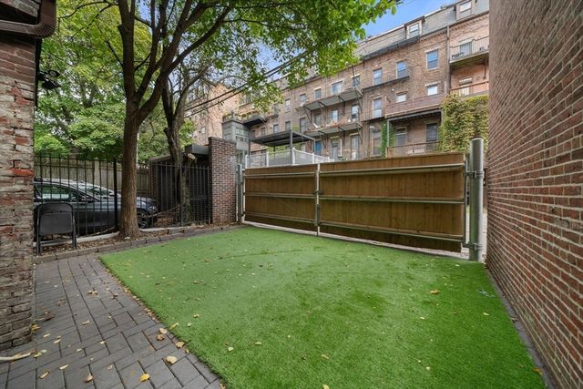 54 E Springfield St 1, Boston, MA 02118