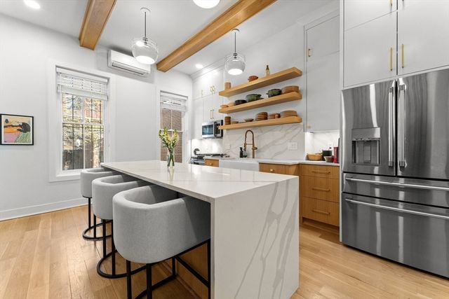 54 E Springfield St 1, Boston, MA 02118