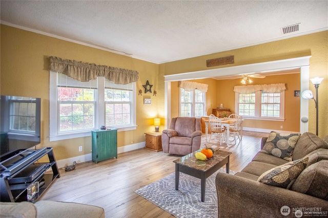 181 SE 9th Street, Chehalis, WA 98532