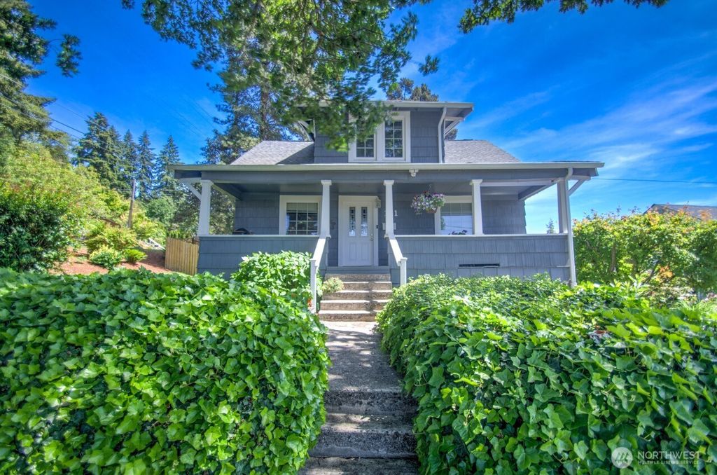 181 SE 9th Street, Chehalis, WA 98532
