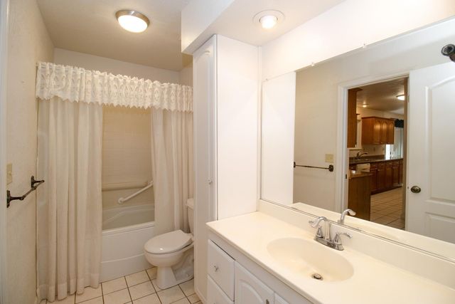 36580 Orange Grove Avenue, Madera, CA 93636