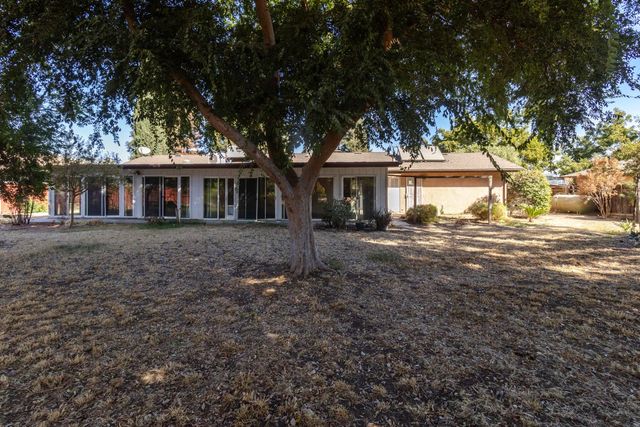 36580 Orange Grove Avenue, Madera, CA 93636