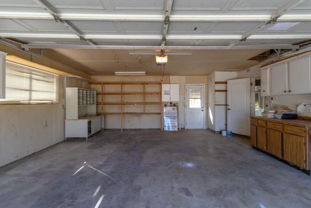 36580 Orange Grove Avenue, Madera, CA 93636