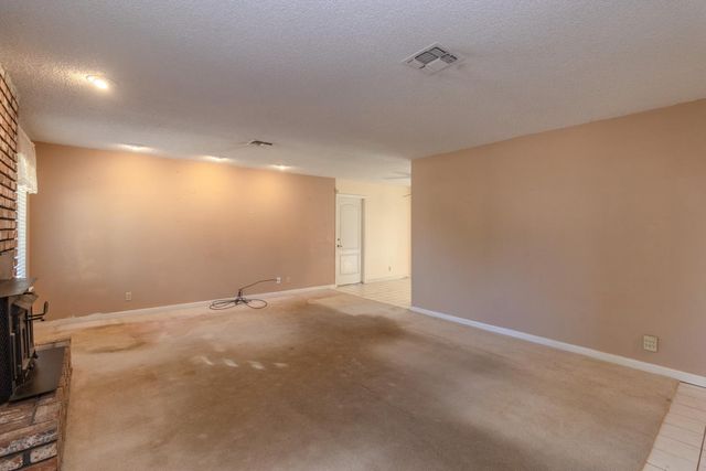 36580 Orange Grove Avenue, Madera, CA 93636