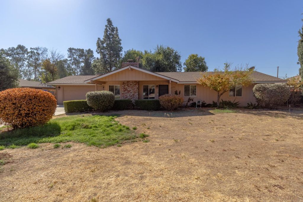 36580 Orange Grove Avenue, Madera, CA 93636