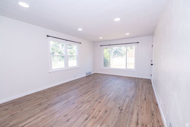730 E OAK DR, South Ogden, UT 84403