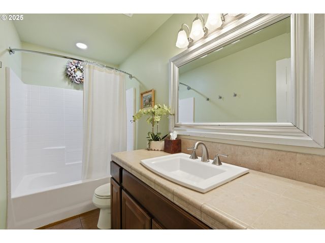 3411 Se 182ND Ave, Vancouver, WA 98683