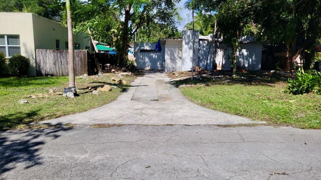519 NE 118th Street, Biscayne Park, FL 33161