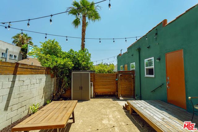 4307 Burns Avenue, Los Angeles, CA 90029