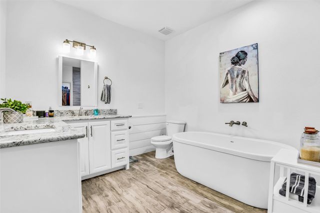 460 County Road 2184, Gainesville, TX 76240