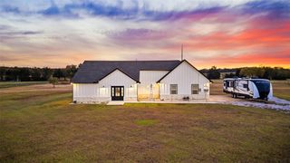 460 County Road 2184, Gainesville, TX 76240