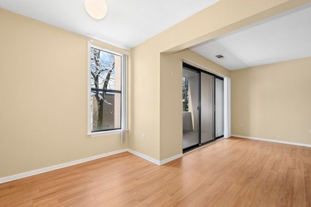 18 Shrewsbury Green Dr I, Shrewsbury, MA 01545