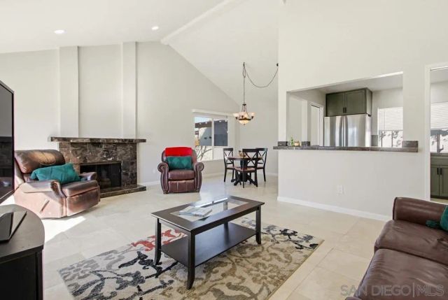 17440 Plaza Cerado 71, San Diego, CA 92128