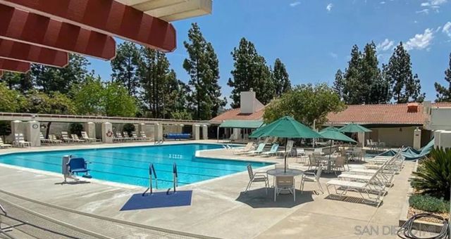 17440 Plaza Cerado 71, San Diego, CA 92128