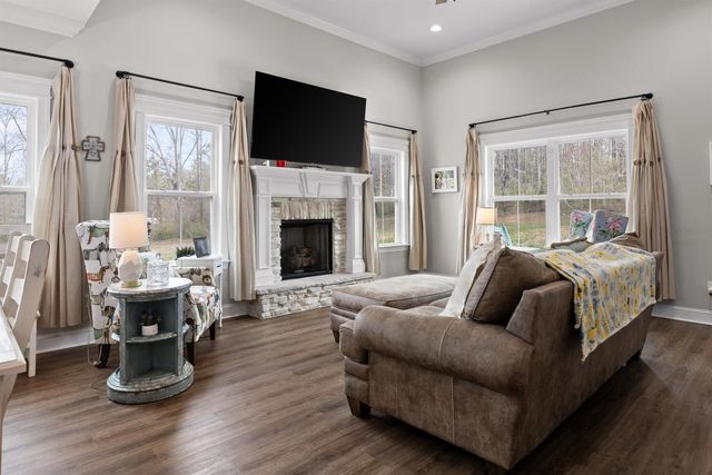 3914 Dogwood Valley Road, Tunnel Hill, GA 30755