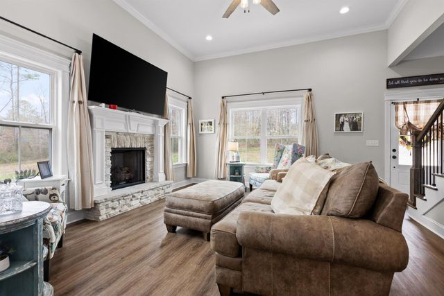 3914 Dogwood Valley Road, Tunnel Hill, GA 30755