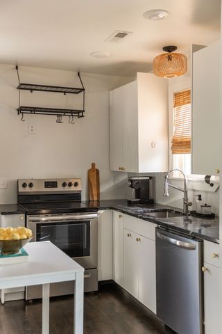 1104 Matthews Pl A, Nashville, TN 37206