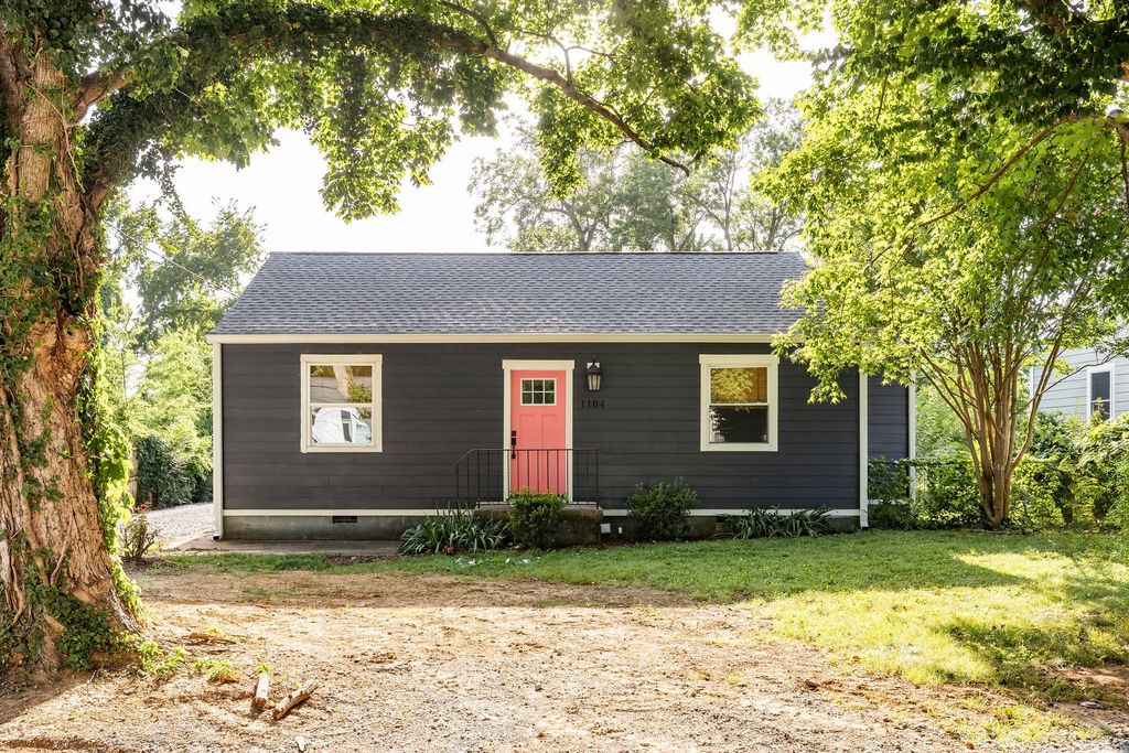 1104 Matthews Pl A, Nashville, TN 37206