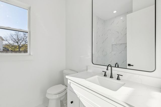 1235 Cedardale Road, Lancaster, TX 75134