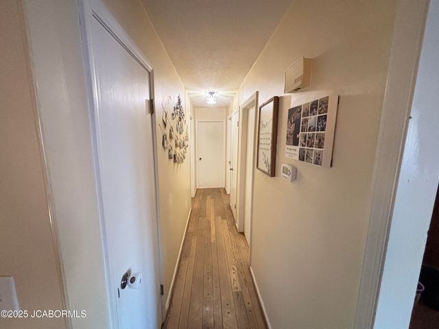 41 N LARAND DRIVE, Holts Summit, MO 65043