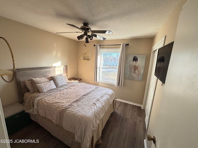 41 N LARAND DRIVE, Holts Summit, MO 65043