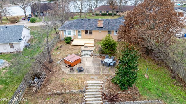 41 N LARAND DRIVE, Holts Summit, MO 65043
