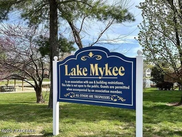 41 N LARAND DRIVE, Holts Summit, MO 65043