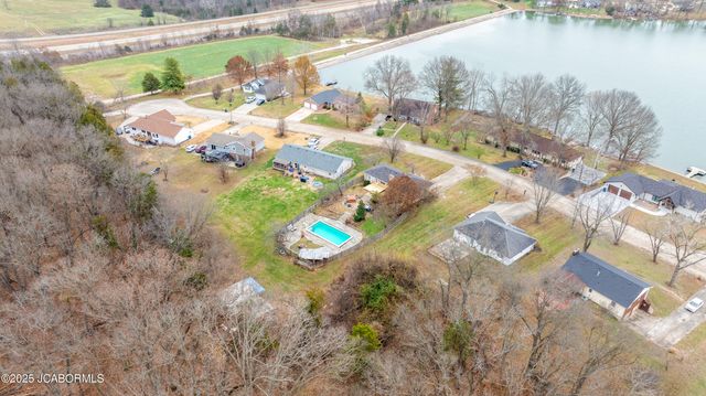 41 N LARAND DRIVE, Holts Summit, MO 65043