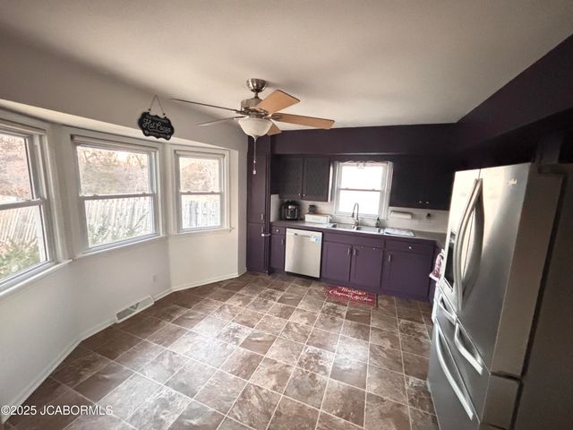 41 N LARAND DRIVE, Holts Summit, MO 65043