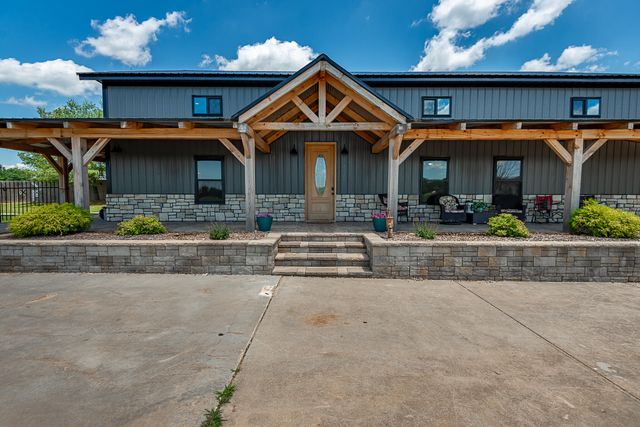 250 Aviation Avenue, Ozark, MO 65721