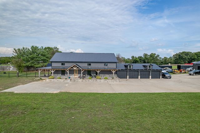 250 Aviation Avenue, Ozark, MO 65721