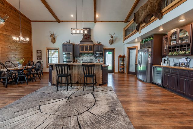 250 Aviation Avenue, Ozark, MO 65721