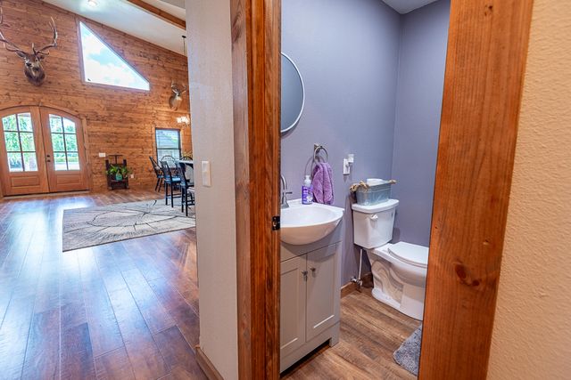 250 Aviation Avenue, Ozark, MO 65721