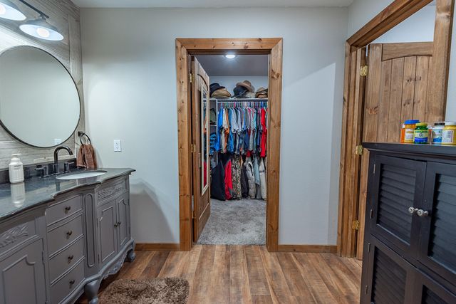 250 Aviation Avenue, Ozark, MO 65721