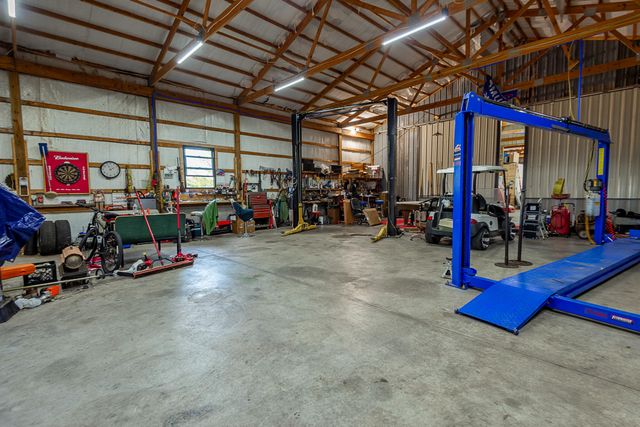 250 Aviation Avenue, Ozark, MO 65721