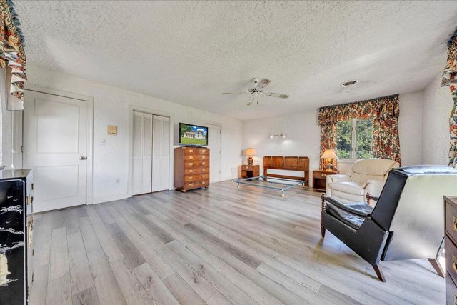 5880 Sugar Loaf Mountain RD, Roanoke, VA 24018
