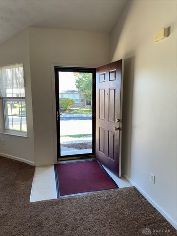 5000 Twin Lakes Circle, Englewood, OH 45315