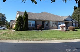 5000 Twin Lakes Circle, Englewood, OH 45315