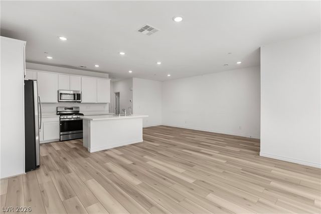 1031 Presley Ridge Street, Henderson, NV 89002