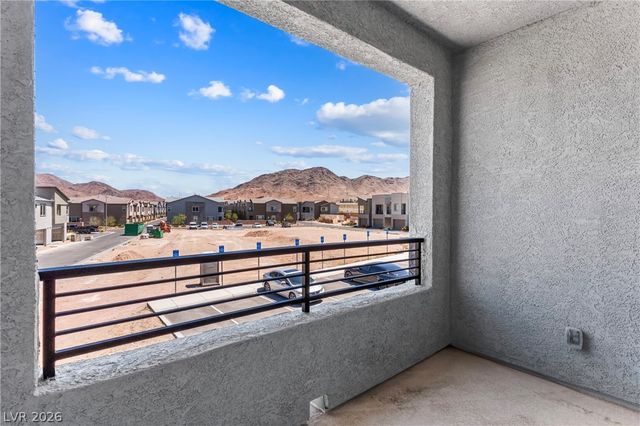 1031 Presley Ridge Street, Henderson, NV 89002