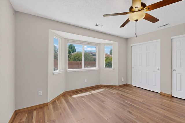 8000 Tuscarora Road NW, Albuquerque, NM 87114