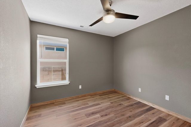 8000 Tuscarora Road NW, Albuquerque, NM 87114
