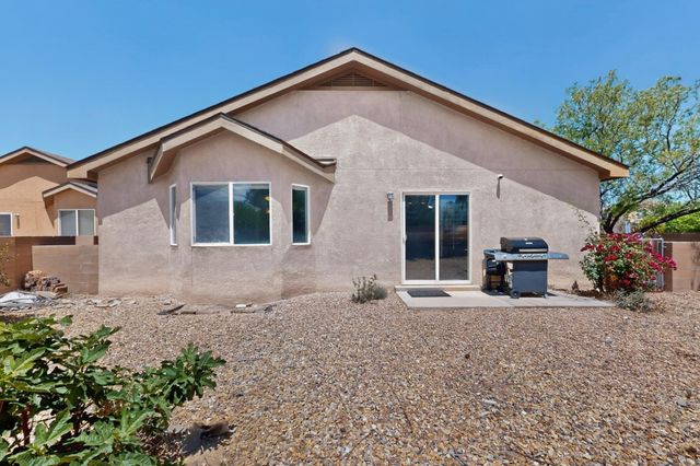 8000 Tuscarora Road NW, Albuquerque, NM 87114