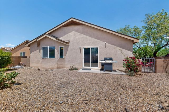 8000 Tuscarora Road NW, Albuquerque, NM 87114