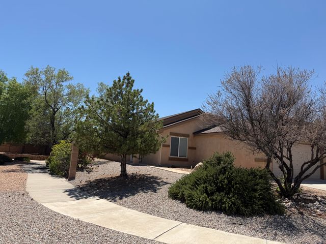 8000 Tuscarora Road NW, Albuquerque, NM 87114
