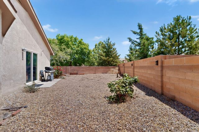 8000 Tuscarora Road NW, Albuquerque, NM 87114