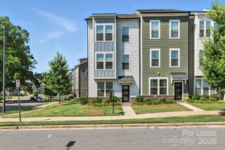 2907 W Trade Street, Charlotte, NC 28208